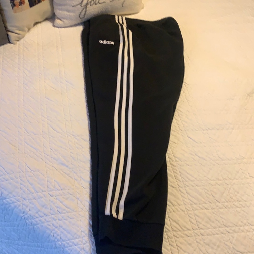 Adidas women’s sweatpants, xxl